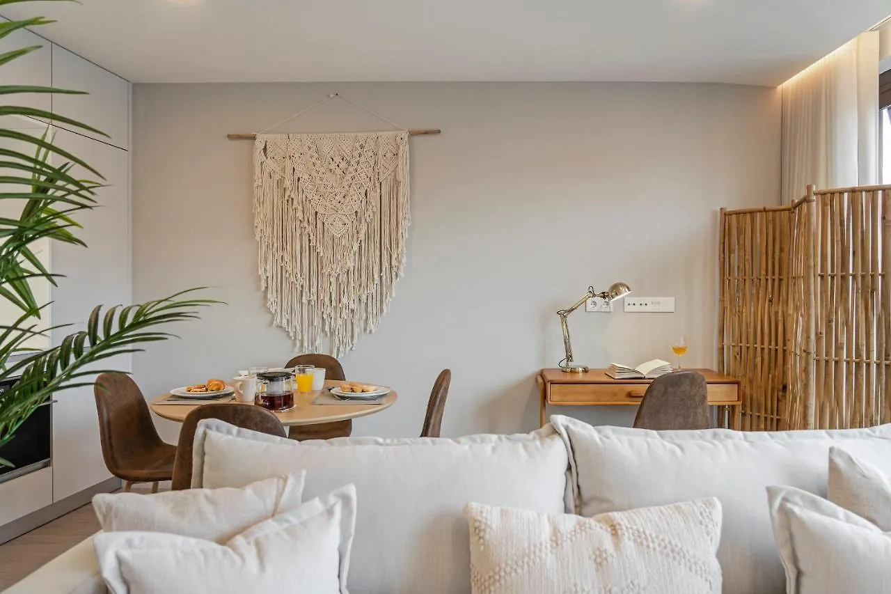 Cine Park Residences By An Island Apart Funchal  Apartamento